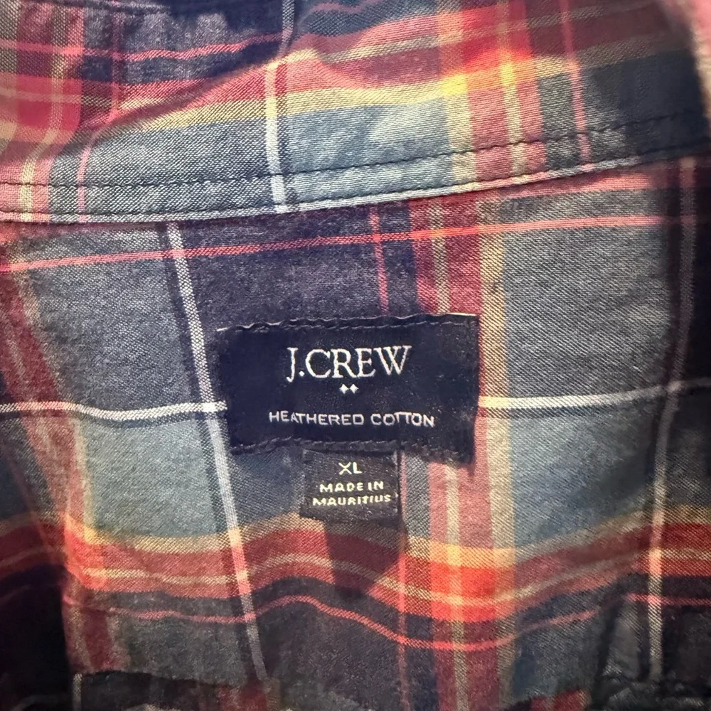 Men’s J.Crew button down size xl - Picture 2 of 3